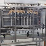 Linear filling machine